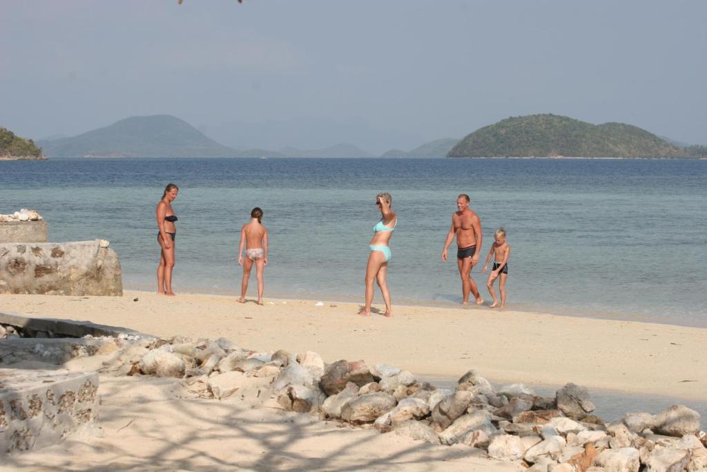 Coral Bay Beach And Dive Resort Busuanga Exterior photo