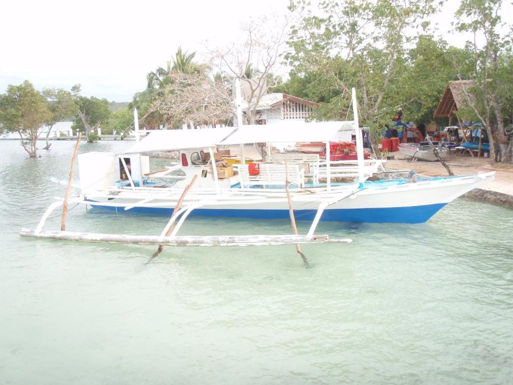 Coral Bay Beach And Dive Resort Busuanga Exterior photo